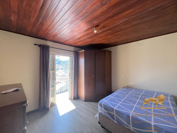 Imagem Casa com 3 Quartos à Venda, em Floresta Negra - Campos Do Jordão Imagem Casa com 3 Quartos à Venda, em Floresta Negra - Campos Do Jordão