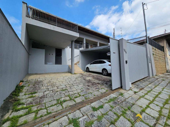Casa com 4 Quartos à Venda, 302 m² em água Verde - Blumenau