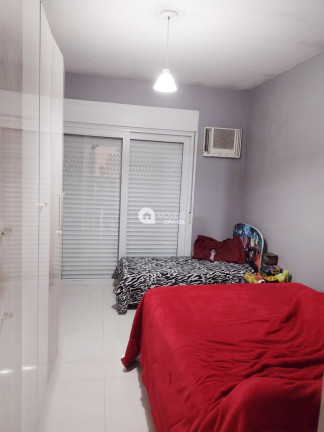 Imagem Casa com 2 Quartos à Venda, 76 m²
