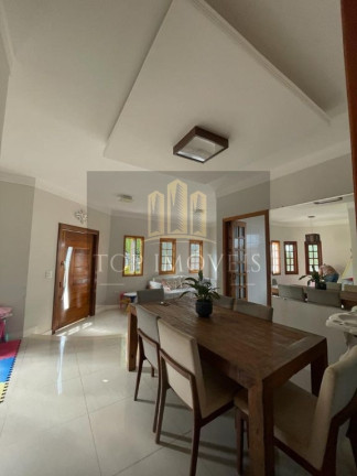 Imagem Casa com 3 Quartos à Venda, 400 m² em Vila Branca - Jacareí Imagem Casa com 3 Quartos à Venda, 400 m² em Vila Branca - Jacareí