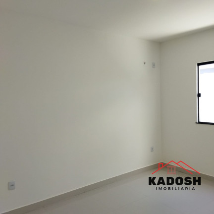 Imagem Casa com 3 Quartos à Venda, 200 m² em Nova Esperança - Feira De Santana