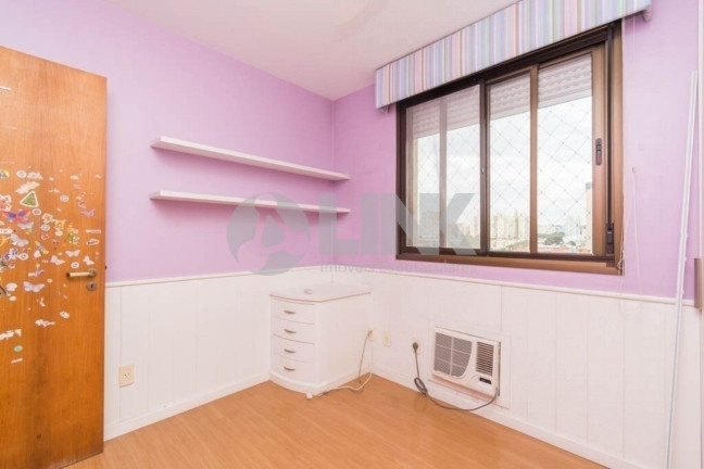 Imagem Apartamento com 2 Quartos à Venda, 67 m² em Passo Da Areia - Porto Alegre