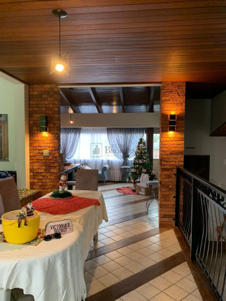 Casa com 3 Quartos à Venda, 250 m² em Centro - Itajaí