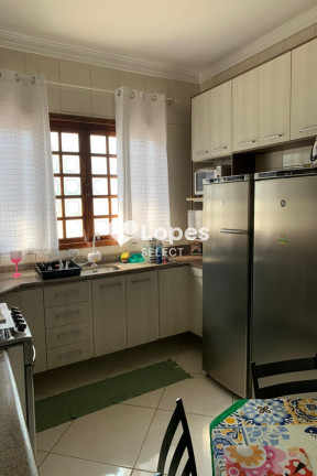 Imagem Casa com 3 Quartos à Venda, 252 m² em Jardim Pinheiros - Valinhos Imagem Casa com 3 Quartos à Venda, 252 m² em Jardim Pinheiros - Valinhos
