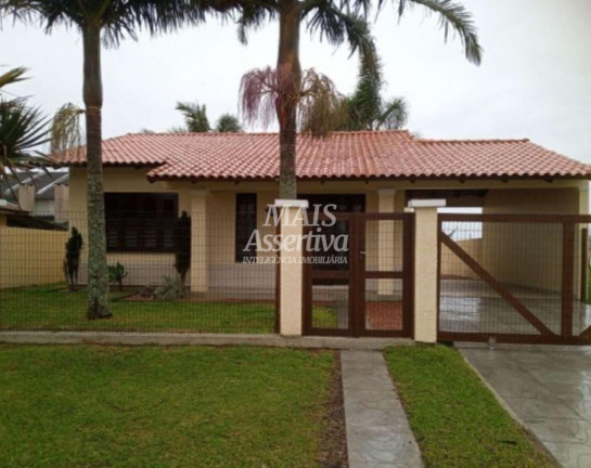 Casa com 3 Quartos à Venda, 130 m² em Centro - Imbé