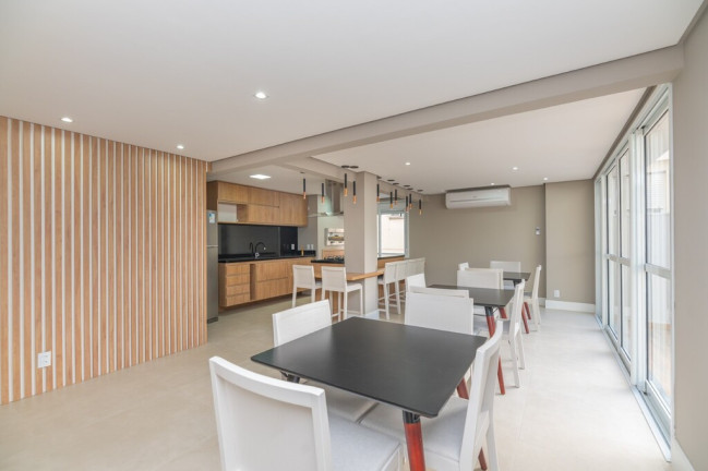 Imagem Apartamento com 2 Quartos à Venda, 72 m² em Menino Deus - Porto Alegre