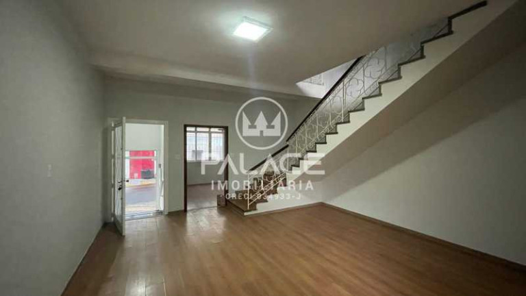 Casa com 4 Quartos para Alugar, 180 m² em Centro - Piracicaba