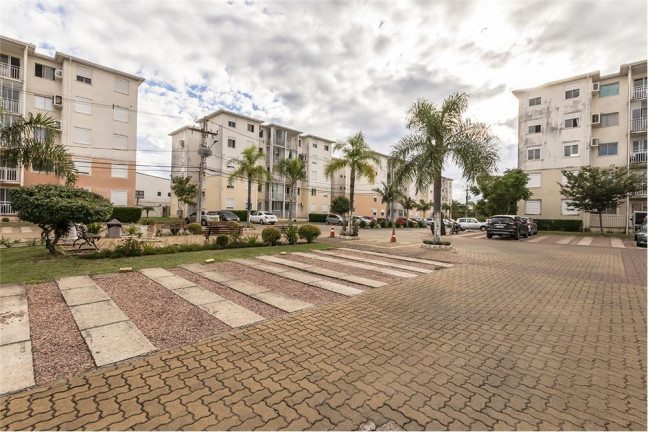 Imagem Apartamento com 3 Quartos à Venda, 65 m² em Humaitá - Porto Alegre Imagem Apartamento com 3 Quartos à Venda, 65 m² em Humaitá - Porto Alegre