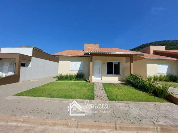 Imagem Casa com 2 Quartos à Venda, 67 m² em Centro - Vale Real