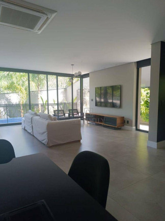 Imagem Casa com 4 Quartos à Venda, 306 m² em Tamboré - Santana De Parnaíba Imagem Casa com 4 Quartos à Venda, 306 m² em Tamboré - Santana De Parnaíba