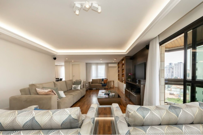 Imagem Imóvel com 4 Quartos à Venda, 226 m² em Mirandópolis - São Paulo Imagem Imóvel com 4 Quartos à Venda, 226 m² em Mirandópolis - São Paulo