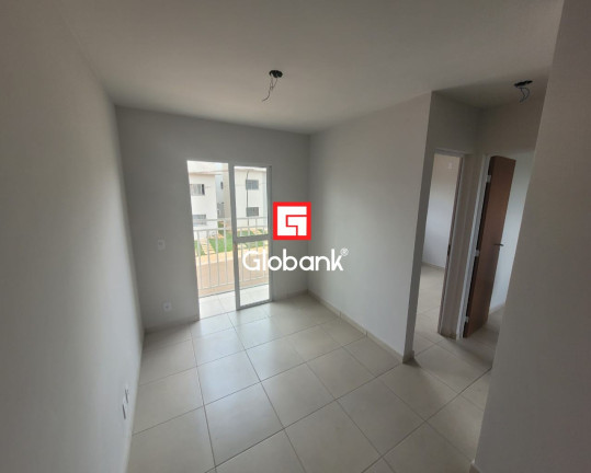 Apartamento com 2 Quartos para Alugar, 1 m² em Jardim Primavera - Montes Claros