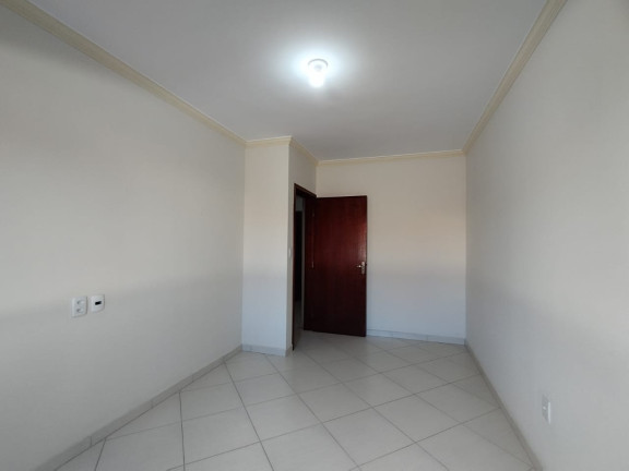 Imagem Sobrado com 3 Quartos à Venda, 215 m² em Alto Do Cardoso - Pindamonhangaba