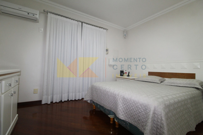 Imagem Casa com 3 Quartos à Venda, 650 m² em Valparaíso - Blumenau Imagem Casa com 3 Quartos à Venda, 650 m² em Valparaíso - Blumenau