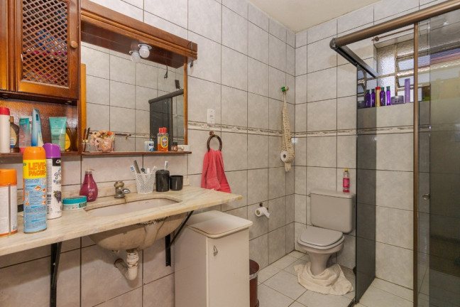 Imagem Imóvel com 3 Quartos à Venda,  em Jardim Lindóia - Porto Alegre
