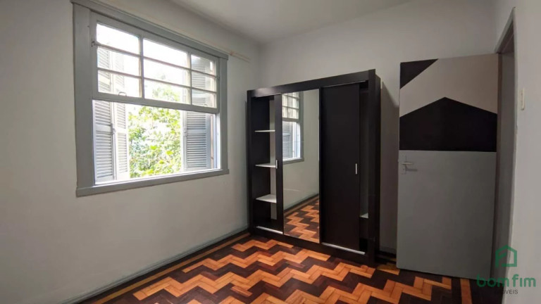 Imagem Apartamento com 3 Quartos à Venda, 106 m² em Centro Histórico - Porto Alegre Imagem Apartamento com 3 Quartos à Venda, 106 m² em Centro Histórico - Porto Alegre