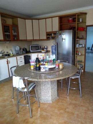 Imagem Casa com 5 Quartos à Venda, 376 m² em Centro - Camboriú Imagem Casa com 5 Quartos à Venda, 376 m² em Centro - Camboriú