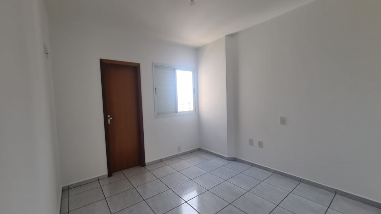 Imagem Apartamento com 3 Quartos à Venda, 80 m² em Canto Do Forte - Praia Grande Imagem Apartamento com 3 Quartos à Venda, 80 m² em Canto Do Forte - Praia Grande