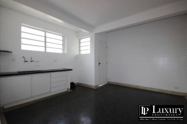 Imagem Casa com 3 Quartos à Venda, 380 m² em Pacaembu - São Paulo