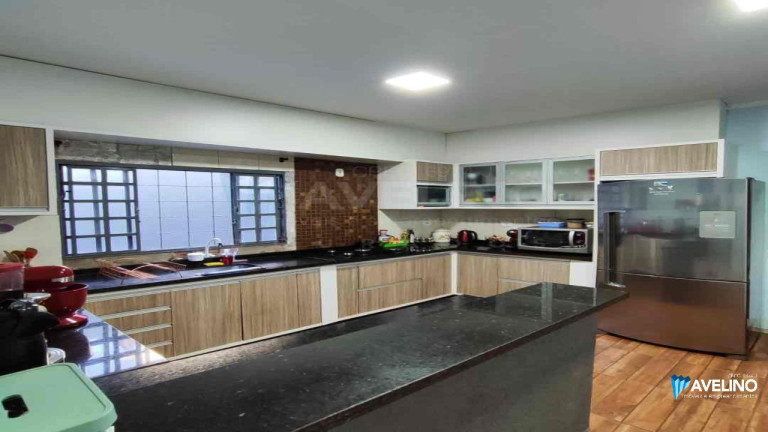 Imagem Casa com 2 Quartos à Venda, 227 m² em Jardim Santa Brigida - Dourados Imagem Casa com 2 Quartos à Venda, 227 m² em Jardim Santa Brigida - Dourados