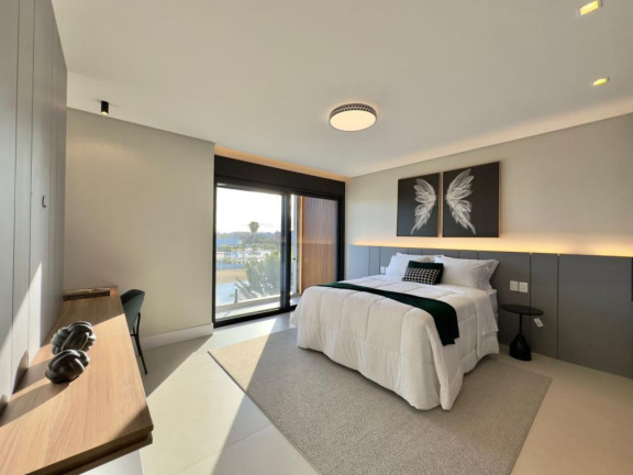 Imagem Casa com 5 Quartos à Venda, 427 m² em -- - Xangri-la