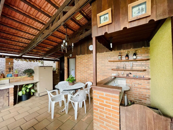 Imagem Casa com 5 Quartos à Venda, 240 m² em Itoupava Central - Blumenau