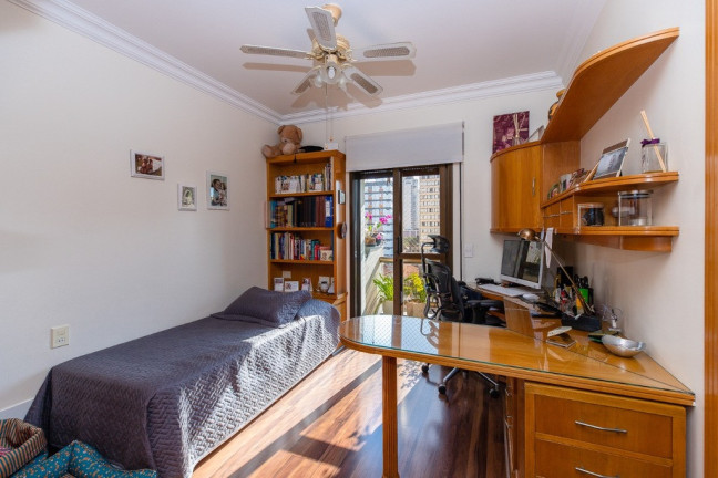 Imagem Imóvel com 4 Quartos à Venda, 200 m² em Moema - São Paulo