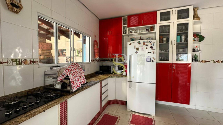 Imagem Casa com 4 Quartos à Venda, 180 m² em Mato Dentro - Mairiporã Imagem Casa com 4 Quartos à Venda, 180 m² em Mato Dentro - Mairiporã