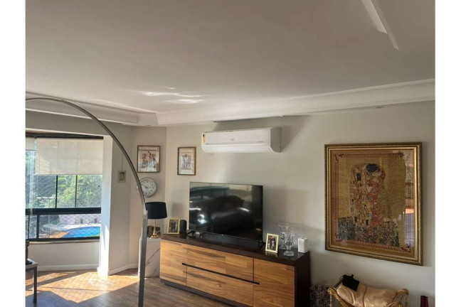 Apartamento com 3 Quartos à Venda, 220 m² em Morumbi - São Paulo