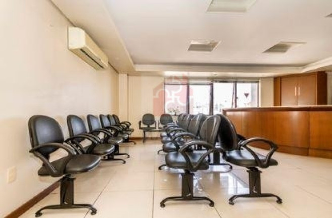 Imagem Sala Comercial à Venda, 115 m² em Santana - Porto Alegre Imagem Sala Comercial à Venda, 115 m² em Santana - Porto Alegre