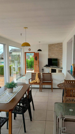 Imagem Casa com 4 Quartos à Venda, 600 m² em Piracaia