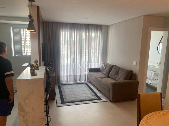 Apartamento com 2 Quartos para Alugar, 73 m² em Centro - Itajaí