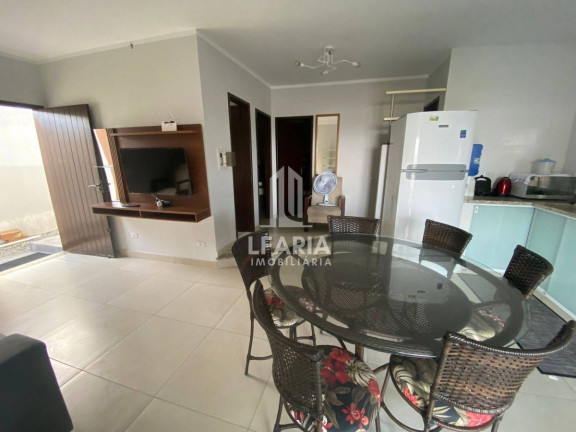 Imagem Casa com 3 Quartos à Venda, 117 m² em Cambiju - Itapoá