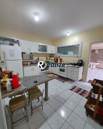Imagem Casa com 5 Quartos à Venda, 500 m² em Ipiranga - Guarapari