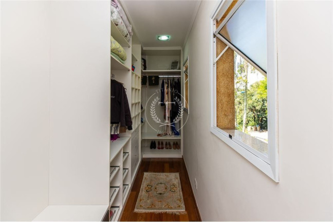 Imagem Casa de Condomínio com 4 Quartos à Venda, 438 m² em Condomínio Iolanda - Taboão Da Serra Imagem Casa de Condomínio com 4 Quartos à Venda, 438 m² em Condomínio Iolanda - Taboão Da Serra