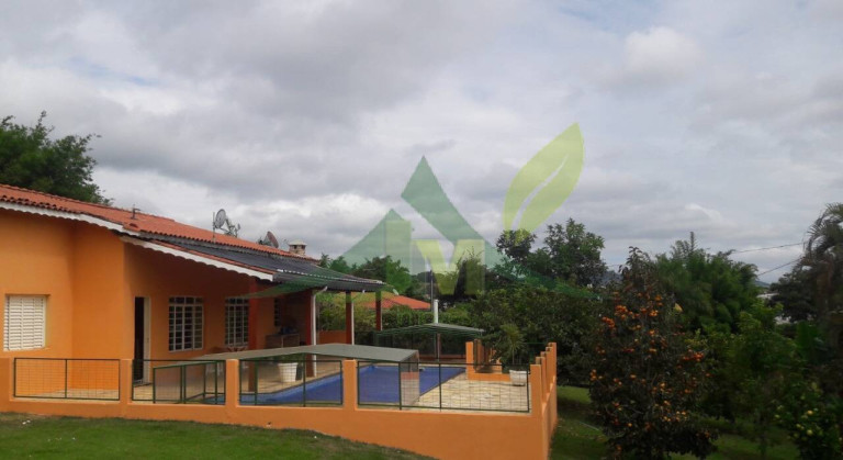 Imagem Chácara com 6 Quartos à Venda, 1.380 m² em Chácara Portal Das Estâncias - Bragança Paulista Imagem Chácara com 6 Quartos à Venda, 1.380 m² em Chácara Portal Das Estâncias - Bragança Paulista