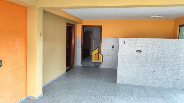 Imagem Casa com 3 Quartos para Alugar, 220 m² em Porto Das Laranjeiras - Araucária Imagem Casa com 3 Quartos para Alugar, 220 m² em Porto Das Laranjeiras - Araucária