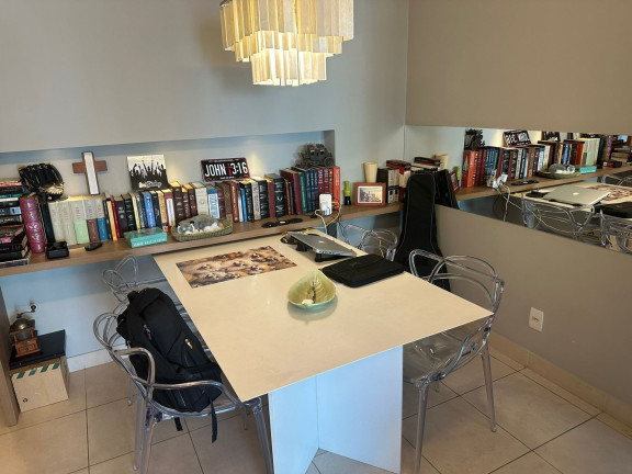 Imagem Imóvel com 2 Quartos à Venda, 85 m² em Icaraí - Niterói Imagem Imóvel com 2 Quartos à Venda, 85 m² em Icaraí - Niterói