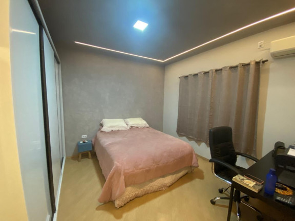 Imagem Casa com 3 Quartos à Venda, 180 m² em Vila Nely - Itaquaquecetuba Imagem Casa com 3 Quartos à Venda, 180 m² em Vila Nely - Itaquaquecetuba