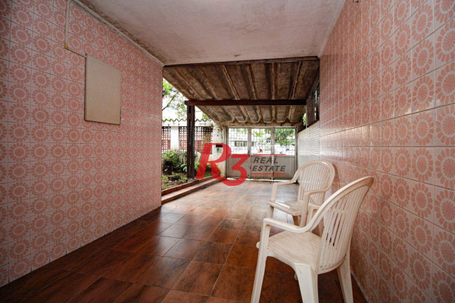 Imagem Sobrado com 4 Quartos à Venda, 261 m² em Encruzilhada - Santos