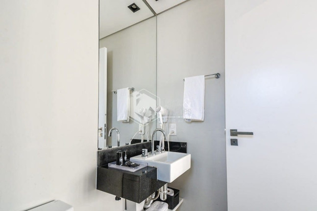 Imagem Apartamento com 1 Quarto à Venda, 32 m² em Vila Nova Conceição - São Paulo Imagem Apartamento com 1 Quarto à Venda, 32 m² em Vila Nova Conceição - São Paulo