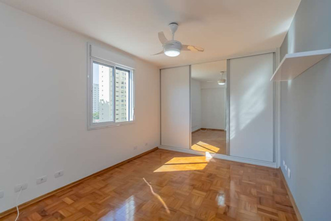 Imagem Apartamento com 3 Quartos à Venda, 105 m² em Moema - São Paulo