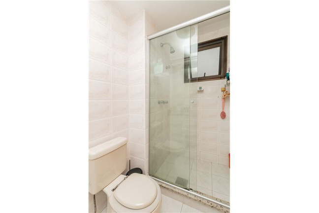 Imagem Imóvel com 2 Quartos à Venda, em Passo Da Areia - Porto Alegre Imagem Imóvel com 2 Quartos à Venda, em Passo Da Areia - Porto Alegre