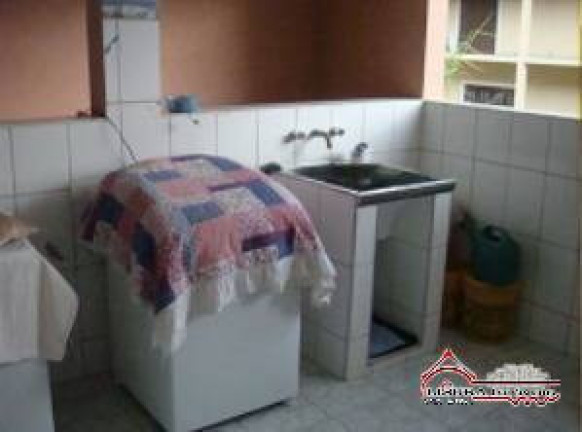 Imagem Casa com 2 Quartos à Venda, 100 m² em Parque Santo Antônio - Jacareí Imagem Casa com 2 Quartos à Venda, 100 m² em Parque Santo Antônio - Jacareí