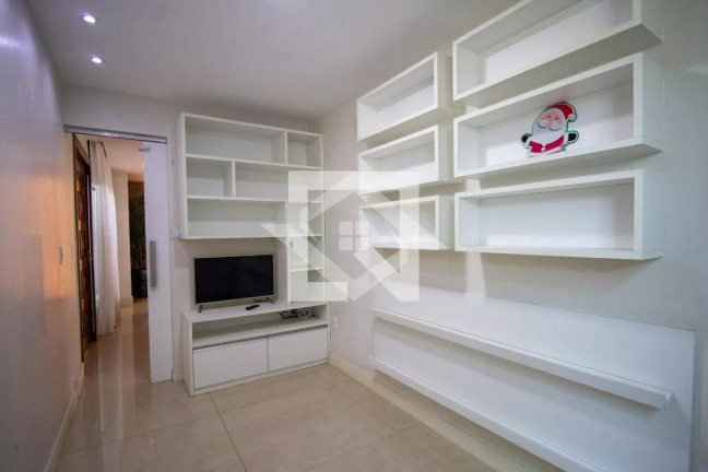 Imagem Casa com 4 Quartos à Venda, 350 m² em Vargem Grande - Rio De Janeiro