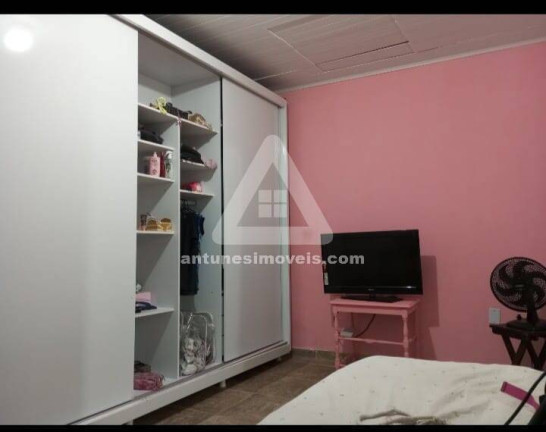 Imagem Casa com 2 Quartos à Venda, 110 m² em Cajueiro - Cabo Frio