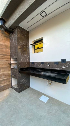 Imagem Sobrado com 3 Quartos à Venda, 10 m² em Maracanã - Praia Grande Imagem Sobrado com 3 Quartos à Venda, 10 m² em Maracanã - Praia Grande