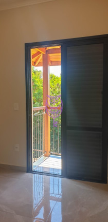 Imagem Casa com 3 Quartos à Venda, 564 m² em Estância Suiça - Serra Negra