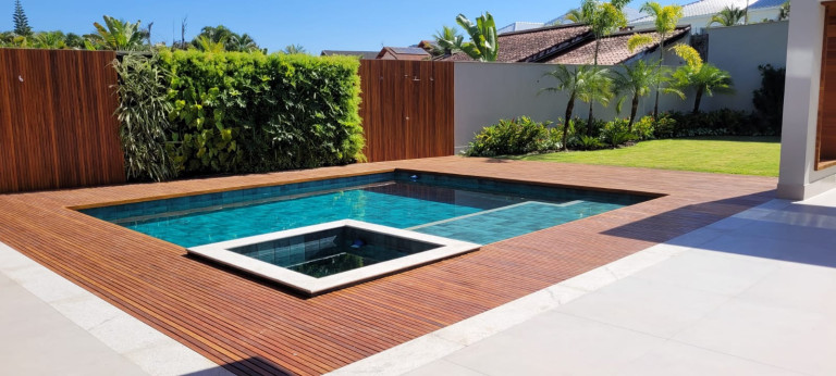 Imagem Casa com 5 Quartos à Venda, 1.412 m² em Barra Da Tijuca - Rio De Janeiro Imagem Casa com 5 Quartos à Venda, 1.412 m² em Barra Da Tijuca - Rio De Janeiro