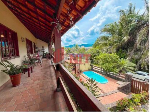Imagem Casa com 4 Quartos à Venda, 210 m² em Maravista - Niterói Imagem Casa com 4 Quartos à Venda, 210 m² em Maravista - Niterói